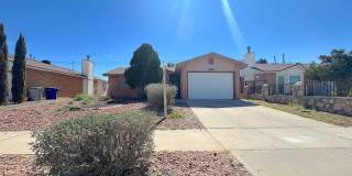 East El Paso 3 bed Refrig A/C! Gallery 1