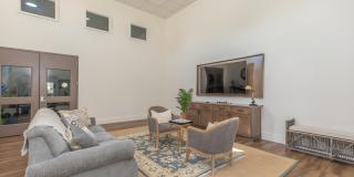 Avion on Glendale Gallery 3