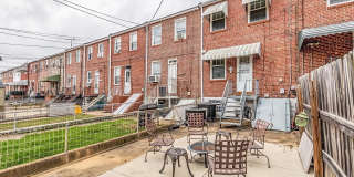 335 DREW Street Gallery 21