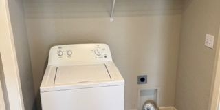 5 bed/ 4 Bath Townhome in Cheney Gallery 15