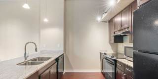 430 Oak Grove Gallery 2