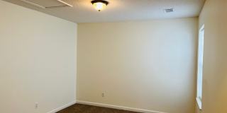 Prime South Fulton location! Minutes to Atlanta, I-85 and movie studios! 2 bed, 2.5 bath, 1 car garage, must see! Gallery 19