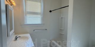 32 Custer Avenue - 1 Gallery 5