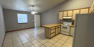 Spacious 1 Bedroom 1 Bathroom! Located Off Ocala Road. Gallery 6