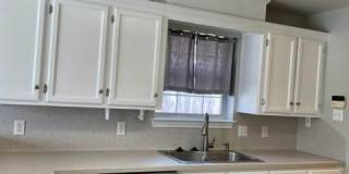 212 Landsburg Gallery 11