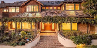 811 6th Street Gallery 1