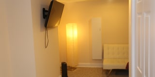 1021 North Washington Street Gallery 4