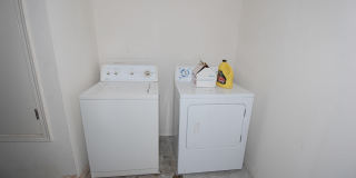 2508 Sparrow Point Street Gallery 5
