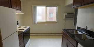 Como Lakes Apartments Gallery 4