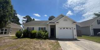 Charming 3-bedroom, 2-bath home in Leland, NC Gallery 1