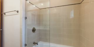 Spacious Upgraded Home in Prime Long Beach! Gallery 42