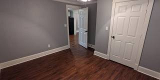 2009 W Shaw St Gallery 4