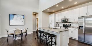 Berkshire Santal Gallery 28