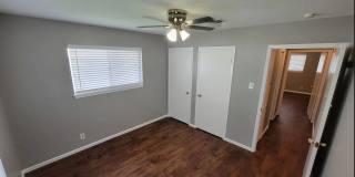 **APPLICATION RECEIVED** *COMING SOON* 2 Bedroom / 1 Bath Home South Side Lions Park! Gallery 11