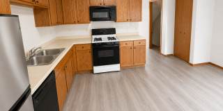 September 1st 2026 move in, newly remodeled townhome Gallery 12