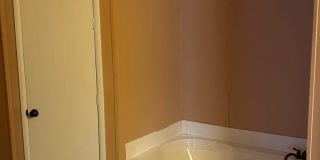 Spacious 4-Bedroom/2-Bath Mobile Home-Great Location!  Minutes to Eglin Air Force Base Gallery 7