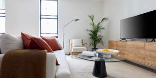 The Astrid Gallery 31