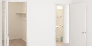 Midtown Square Apartments Gallery 15