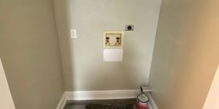 Walk to UF & Downtown! Gallery 23