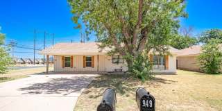 949 Kenwood Drive Gallery 1