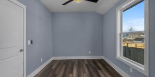 Four Bedroom Ranch in Elizabeth Park! Gallery 21