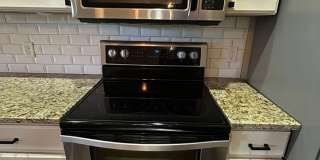 Private Treehouse Views - 3 Bed 2 Bath Home on Cul de sac in Bella Vista! Gallery 8