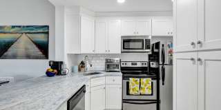 1008 Green Pine Boulevard Gallery 6