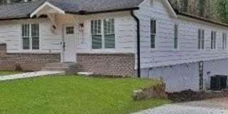 438 Hamilton E Holmes Drive NW Gallery 1