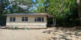 1725 Airport Drive 1725 Airport Drive Gallery 1