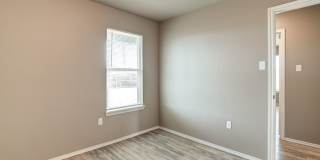 Cozy 3 bedroom Home Gallery 16