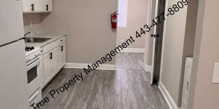 Spacious 3-Bedroom Home with In-Unit Washer & Dryer – Only $1,400/Month Gallery 4