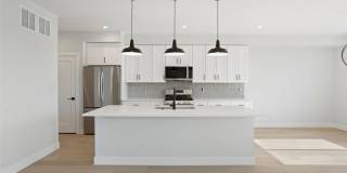 Brand New 3BD, 4BA Half-Duplex in Villa Park with Back Yard Gallery 4