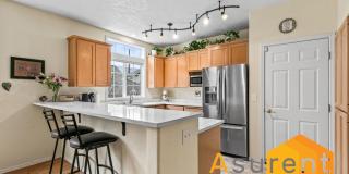 3 Bed, 2.5 Bath Home Gallery 4