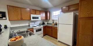 Walk-in Affordable 3 Bedroom 2 Bath walk in , in the Heart of Branson Gallery 1