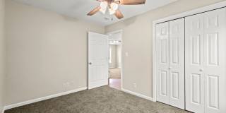 Charming 3 Bedroom Ranch with Large Fenced Yard & Bright Open Living Spaces! Gallery 17