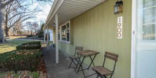 1900 Windsor Drive Gallery 4