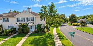 733 Snowdrop Court Gallery 1