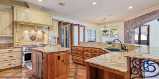 100 Stone Creek Cove Gallery 5