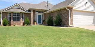 Charming 3-Bedroom / 2 Bathroom Home in Deer Creek School District!! Gallery 1