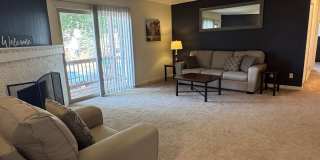 Chateau Knoll Gallery 74