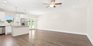 Beautifully Upgraded 3B/2.5B  Tuscan Village Townhome near Destin Harbor, Bay, and Beaches Gallery 5