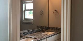 BEAUTIFUL BENTONVILLE HOME - LARGE FENCED IN YARD - GREAT LOCATION Gallery 11