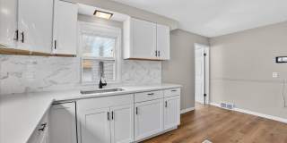 1851 BEVERLY HILLS DR Gallery 7