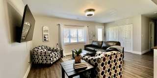 Quaint 4 Bedroom furnished Ranch Home in Mason Ohio Gallery 14