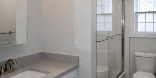 Town House Gallery 4