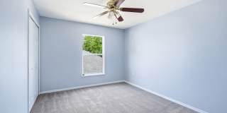 Freshly Painted 4BR Home with Large Backyard – Minutes to I-75 Gallery 15