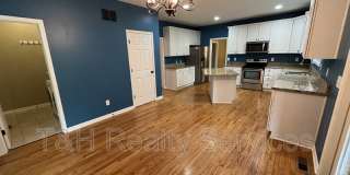 11451 Sutton Place Drive East Gallery 7