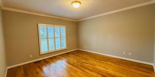 * RE-RENTAL AVAILABLE 7/15/26 * 3 Bedroom 2.5 Half Bath Townhouse with 2 Car Garage Gallery 28
