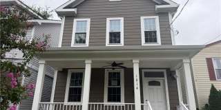 1814 Bracey Street Gallery 1