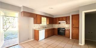 11618 Agua Dulce Creek Drive unit: B Gallery 4